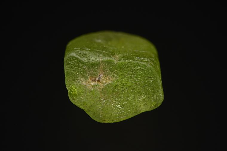 FORSTERITE var. Peridot